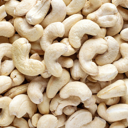 Close-up of Vaaraahi Special Cashew Nuts showing large whole cashews and natural texture